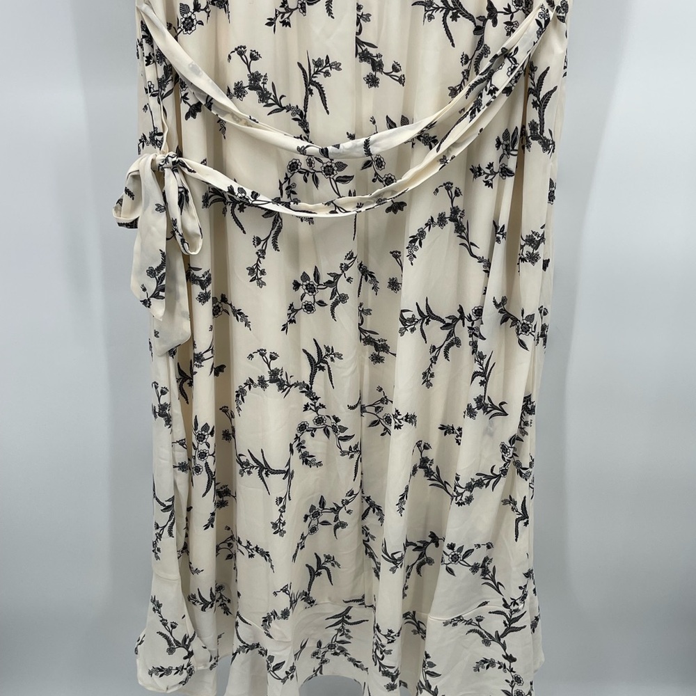 Torrid Cream and Black Floral Maxi Dress - Picture 9 of 13